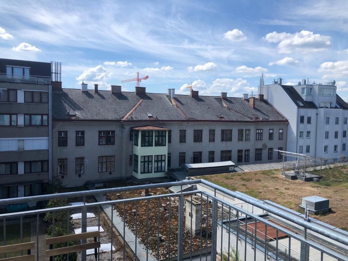 Helle 4 Zimmer Familien-Wohnung Mit Balkon! Schloss Schonbrunn In Gehdistanz Vídeň Exteriér fotografie