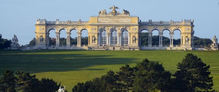 Helle 4 Zimmer Familien-Wohnung Mit Balkon! Schloss Schonbrunn In Gehdistanz Vídeň Exteriér fotografie